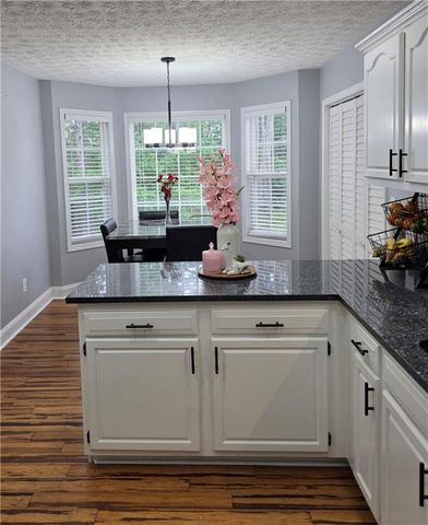 1005 Creek Run Place, Temple, GA 30179