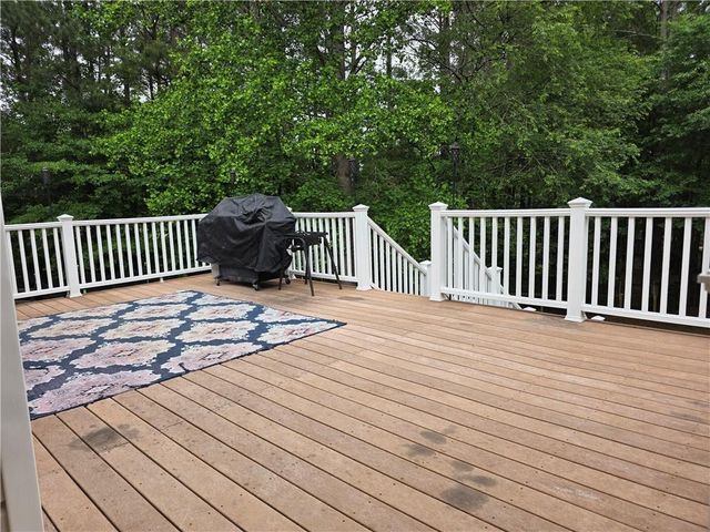 1005 Creek Run Place, Temple, GA 30179