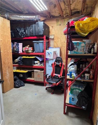 1005 Creek Run Place, Temple, GA 30179