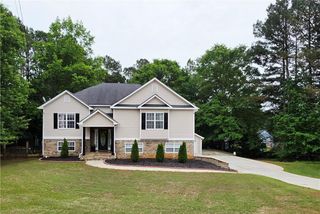 1005 Creek Run Place, Temple, GA 30179