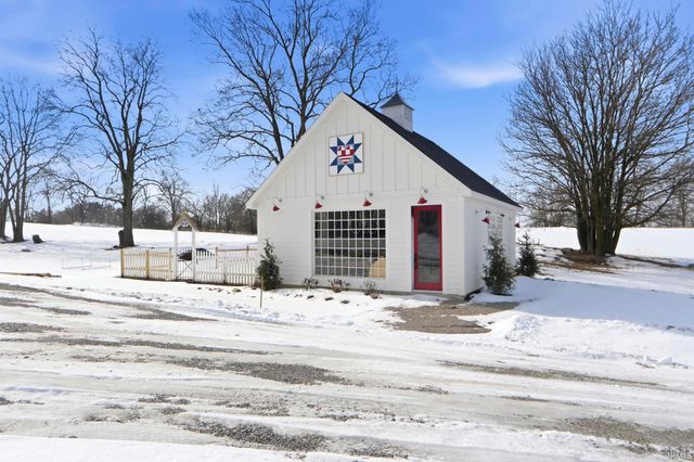 2191 W Baseline Road, Albion, IN 46701