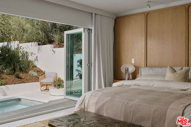 867 Berkeley Street, Santa Monica, CA 90403