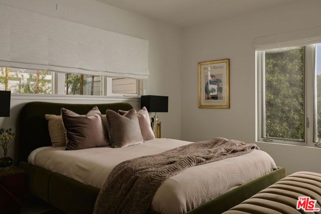 867 Berkeley Street, Santa Monica, CA 90403