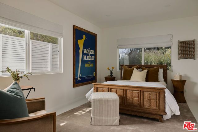 867 Berkeley Street, Santa Monica, CA 90403