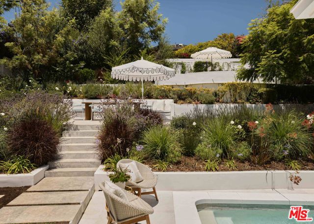 867 Berkeley Street, Santa Monica, CA 90403