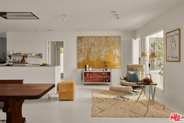 867 Berkeley Street, Santa Monica, CA 90403