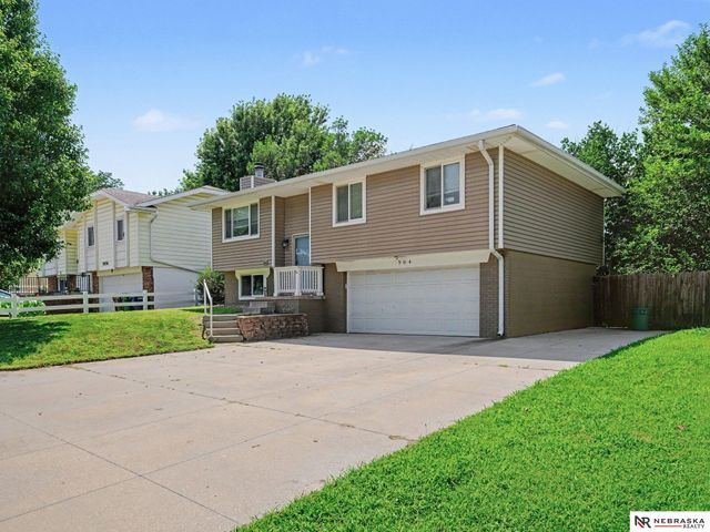 904 Evergreen Avenue, Bellevue, NE 68005