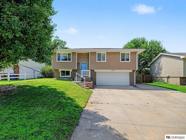 904 Evergreen Avenue, Bellevue, NE 68005