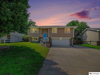904 Evergreen Avenue, Bellevue, NE 68005