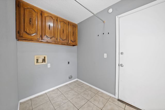 105 Arthur Drive, Kennedale, TX 76060