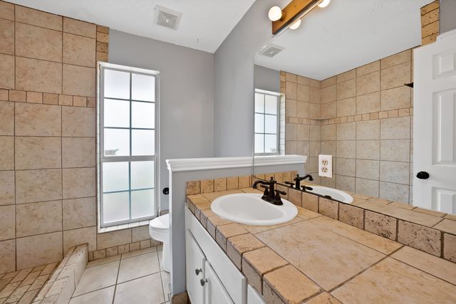 105 Arthur Drive, Kennedale, TX 76060