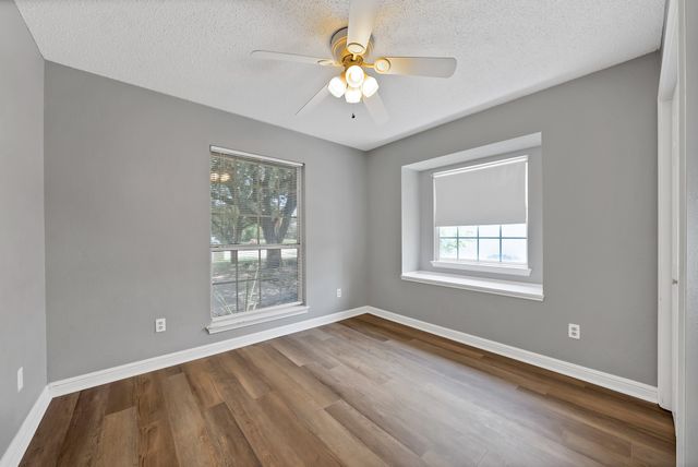 105 Arthur Drive, Kennedale, TX 76060