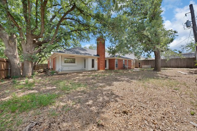 105 Arthur Drive, Kennedale, TX 76060