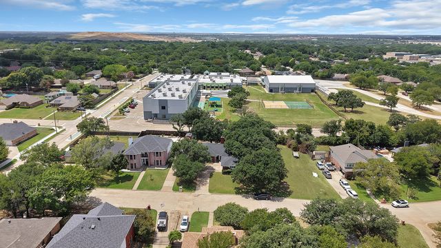 105 Arthur Drive, Kennedale, TX 76060