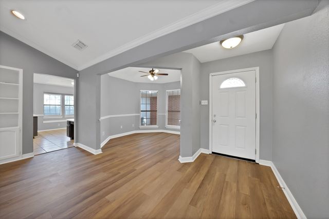 105 Arthur Drive, Kennedale, TX 76060