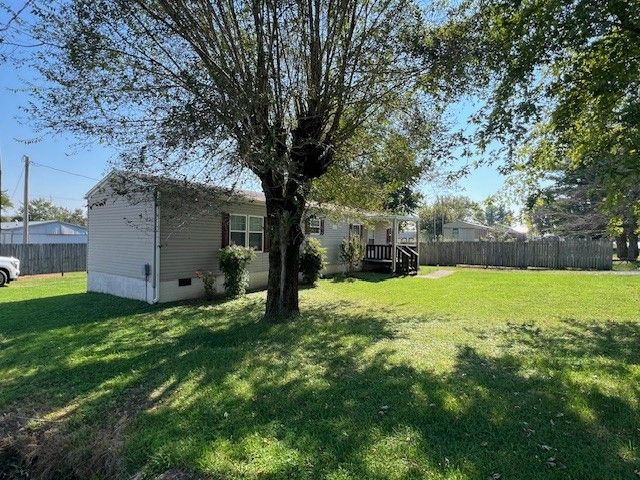 500 Akersville Rd, Lafayette, TN 37083