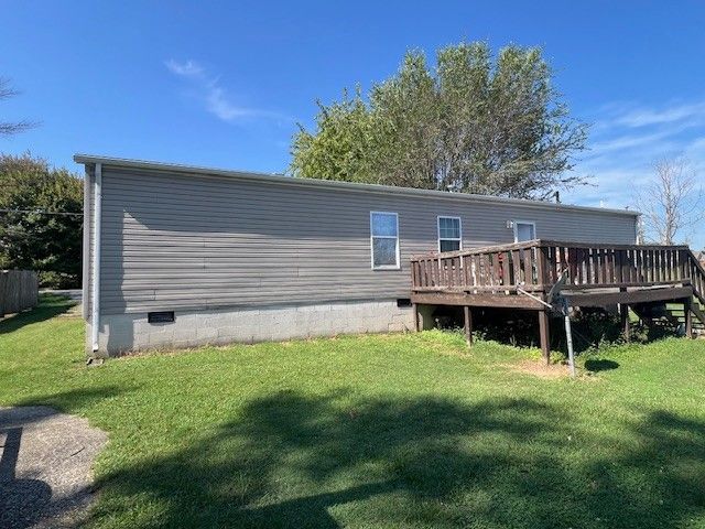 500 Akersville Rd, Lafayette, TN 37083