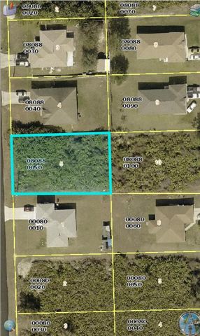 6006 Flora Avenue N, Lehigh Acres, FL 33971