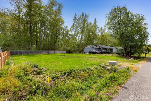 7050 Helweg Lane, Blaine, WA 98230