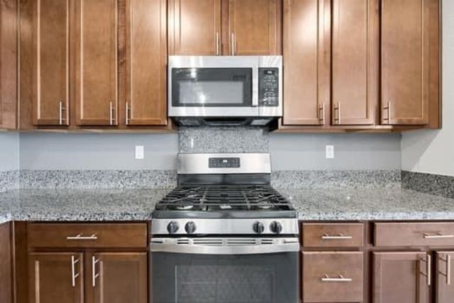 7447 Darque Way, Elk Grove, CA 95757