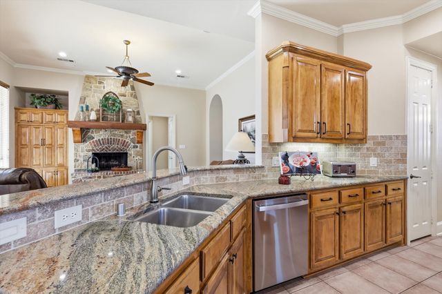 4629 Manor Way, Flower Mound, TX 75028