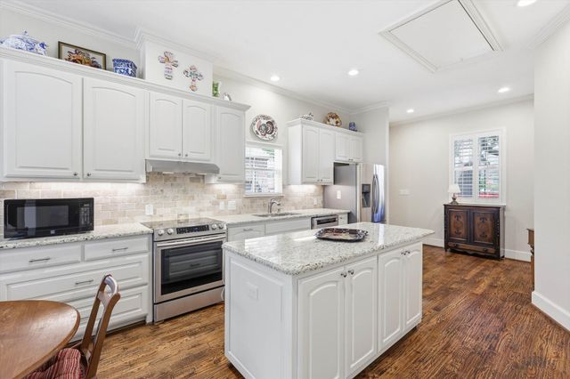 4629 Manor Way, Flower Mound, TX 75028