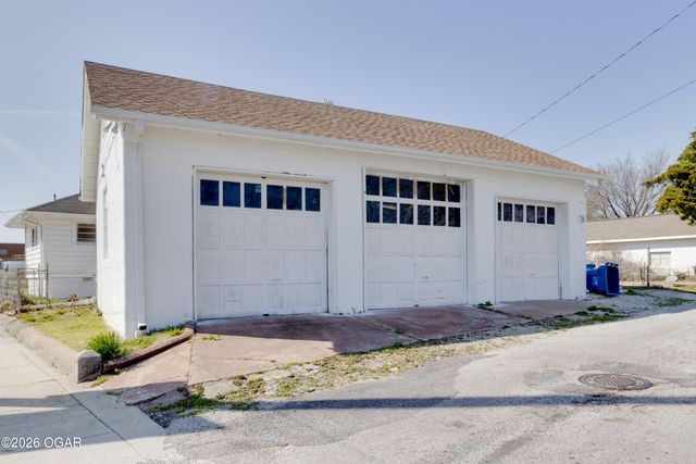 2031 S Murphy Avenue, Joplin, MO 64804