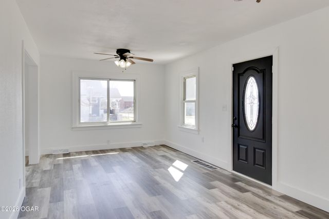 2031 S Murphy Avenue, Joplin, MO 64804