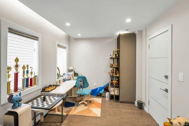 3 Maple Street, Glenwood Landing, NY 11547