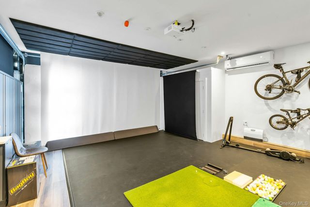 3 Maple Street, Glenwood Landing, NY 11547