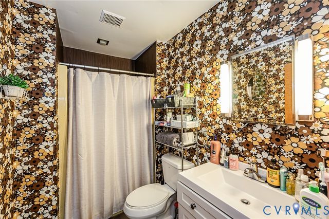 20413 Loyal Ave, Chesterfield, VA 23803