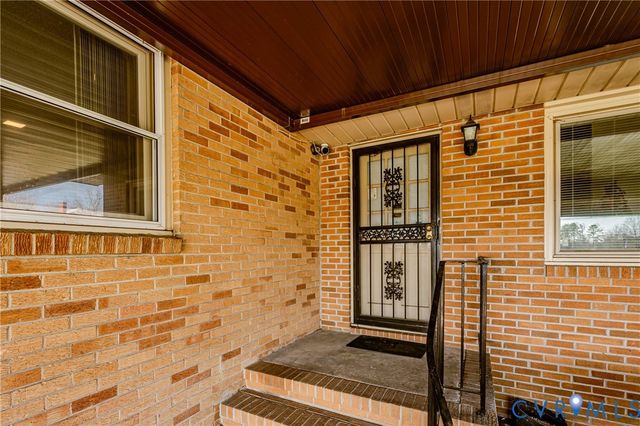 20413 Loyal Ave, Chesterfield, VA 23803