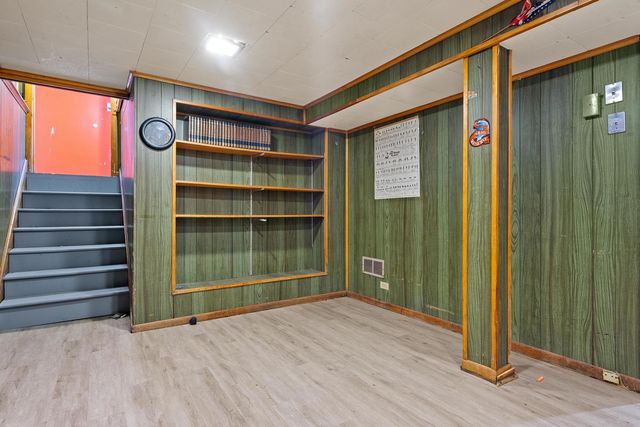 9232 S EGGLESTON Avenue, Chicago, IL 60620