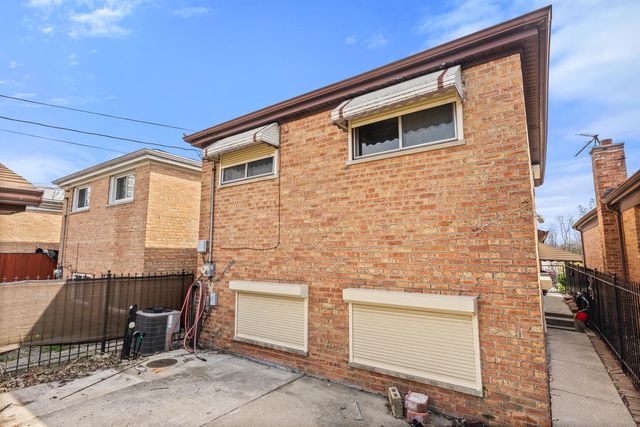 9232 S EGGLESTON Avenue, Chicago, IL 60620