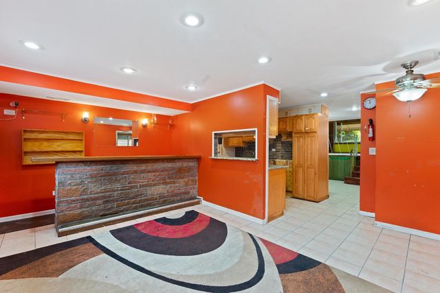 9232 S EGGLESTON Avenue, Chicago, IL 60620