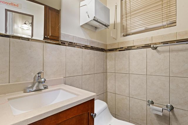 9232 S EGGLESTON Avenue, Chicago, IL 60620