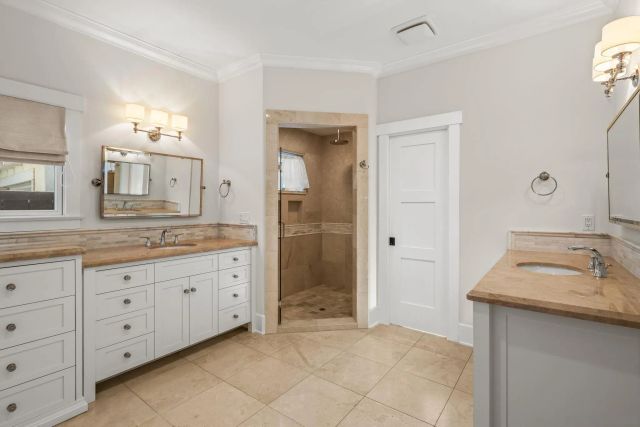 839 Pomona, Coronado, CA 92118
