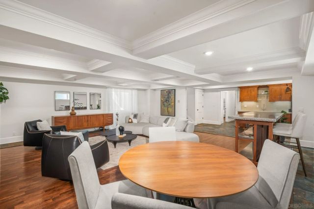 839 Pomona, Coronado, CA 92118