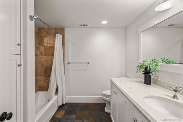 839 Pomona, Coronado, CA 92118
