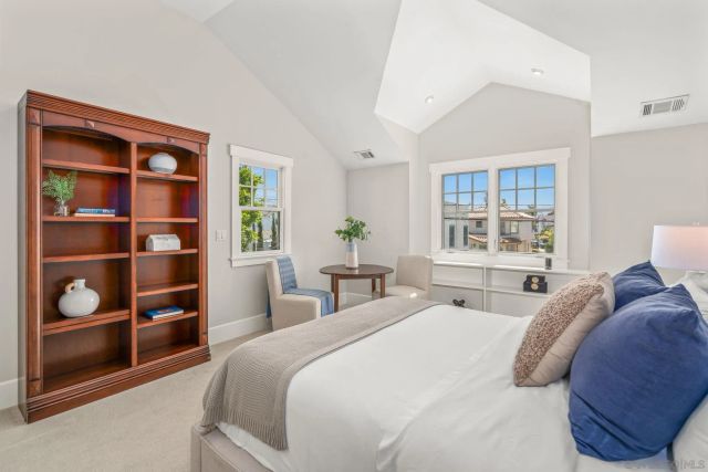 839 Pomona, Coronado, CA 92118
