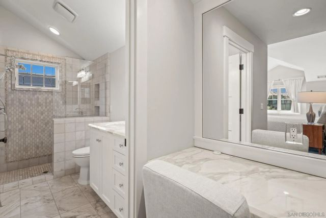 839 Pomona, Coronado, CA 92118