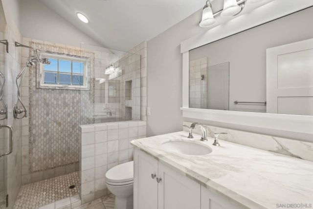 839 Pomona, Coronado, CA 92118