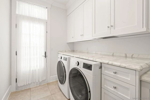 839 Pomona, Coronado, CA 92118