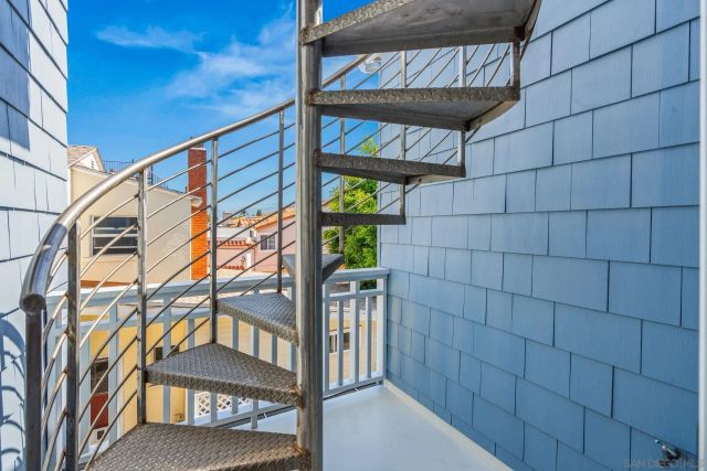 839 Pomona, Coronado, CA 92118