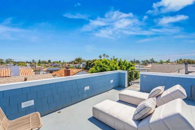 839 Pomona, Coronado, CA 92118