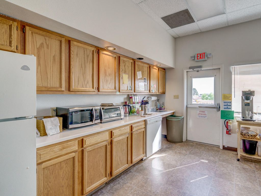 Image 15 of property listing at 2502 CAMINO ENTRADA, Santa Fe, NM 87507