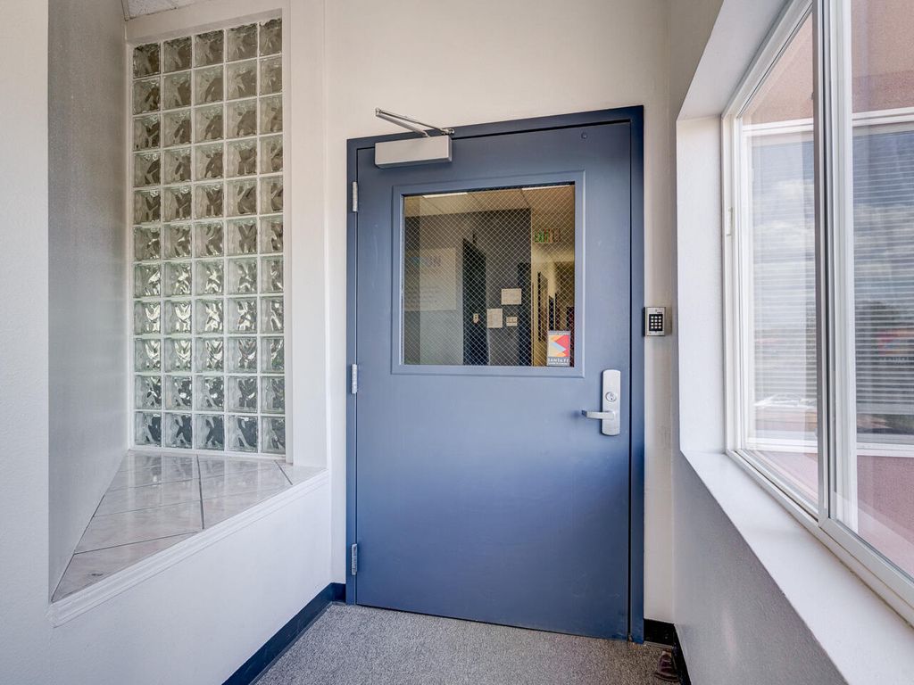 Image 18 of property listing at 2502 CAMINO ENTRADA, Santa Fe, NM 87507