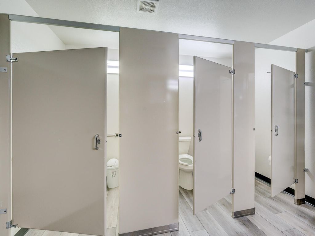 Image 19 of property listing at 2502 CAMINO ENTRADA, Santa Fe, NM 87507