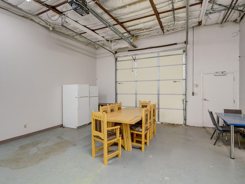 Image 28 of property listing at 2502 CAMINO ENTRADA, Santa Fe, NM 87507