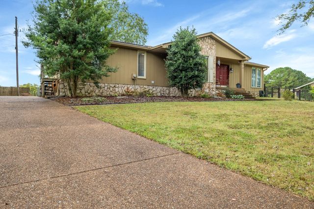 622 Oakwood Ter, Mount Juliet, TN 37122